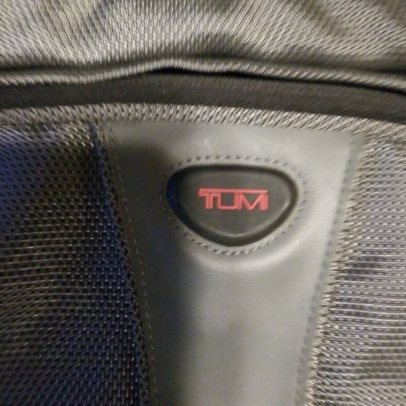 Tumi Computer case - Picture 3 of 8